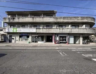 バザレビル【3階】の外観