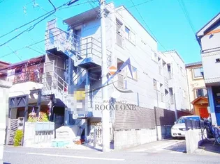 ウエシーコート向丘【1階】の外観