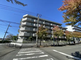 神奈川県川崎市宮前区鷺沼4【マンション】の外観