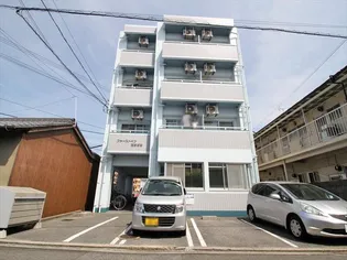 ファーストインたちばな【3階】の外観