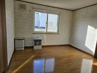 コーポ・アドバンス【2階】の居間