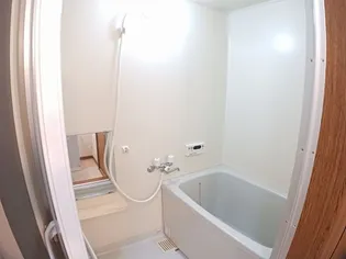 メゾンド・フロ-レ【2階】の風呂