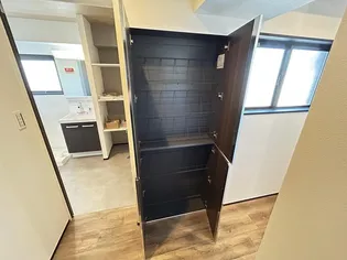 エレガンス石神井【4階】の玄関