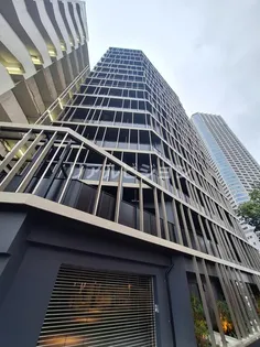 ZOOM新宿御苑前【4階】の外観