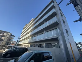 URBAN WEALTHの画像