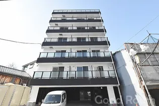 徳島県徳島市南内町2【マンション】の外観