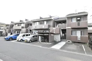 近江ロイヤルハイツ【2階】の外観