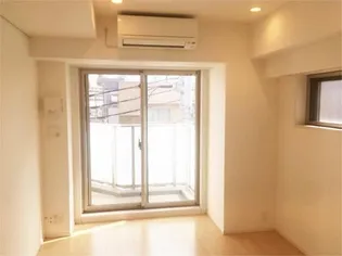 大森ウエスト【4階】の居間