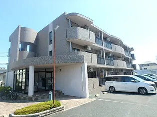 ヴィラ・クレセントB【2階】の外観