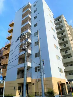 サザンクロス【2階】の外観