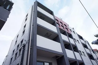 ビバリーホームズ目黒鷹番【1階】の外観