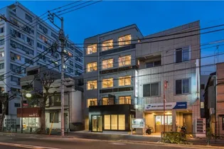 東京都中野区新井1【マンション】の外観