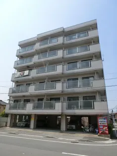 フォーヴァレービルの画像