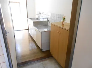 コーポさち【1階】の玄関