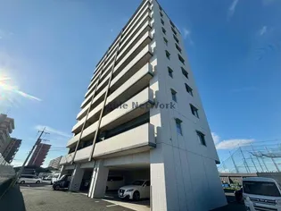 サンヒルズ近見【8階】の外観