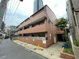 ガーデンハイツ六本木【2階】の外観