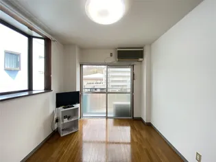 ミルキーウェイイースト棟【3階】の居間