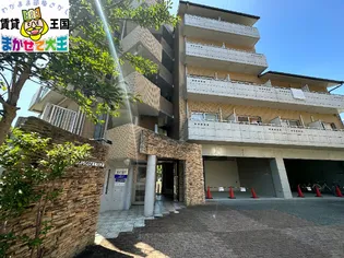 リファレンス長崎大学前【2階】の外観