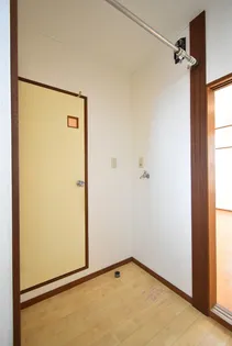 サンライズ金峰【1階】の内装