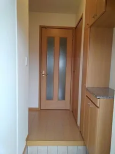 ウェルフェアC【1階】の玄関