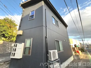 エスポワール真栄【2階】の外観