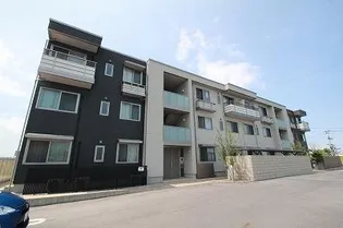 シャーメゾン新光町【3階】の外観