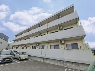 ル・カルム【2階】の外観