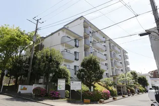 URグリーンメゾン平戸【3階】の外観