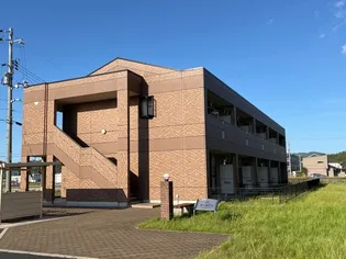 ディモア Tの画像