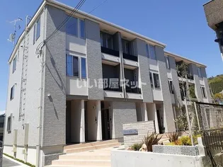 フェリーチェ ニーノの画像