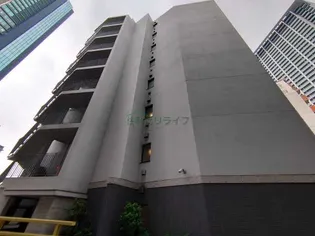 IVY WEST【3階】の外観