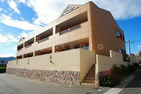 大阪府箕面市彩都粟生南1丁目【マンション】の外観