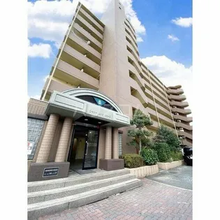 シャトー・レイクルイーズ【2階】の外観