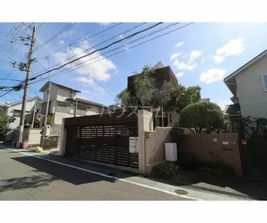 大阪府吹田市千里山西5丁目【一戸建】の外観