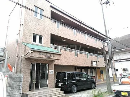 カースル安田【3階】の外観