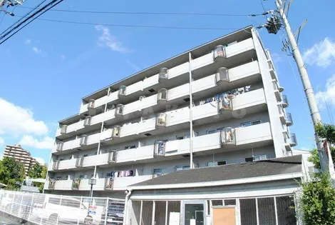 ヒルサイドテラス千里丘【6階】の外観