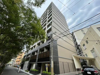 ザ・パークハビオ江坂公園【3階】の外観