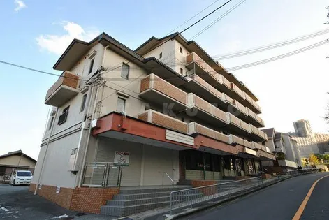 宮の前グリーンハイツ【3階】の外観