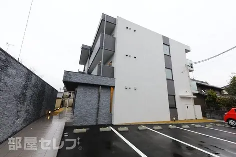 The INFINITY(ジ インフィニティ)【102号室】の外観