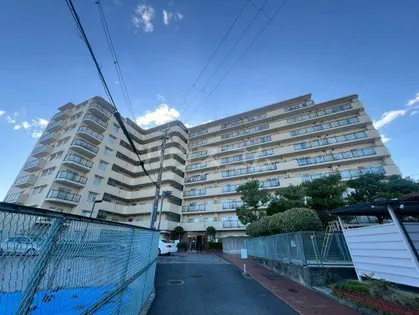 エクセレンス千里山【7階】の外観