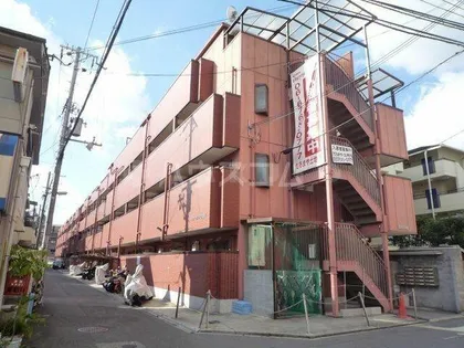 ネオセレス参番館【1階】の外観