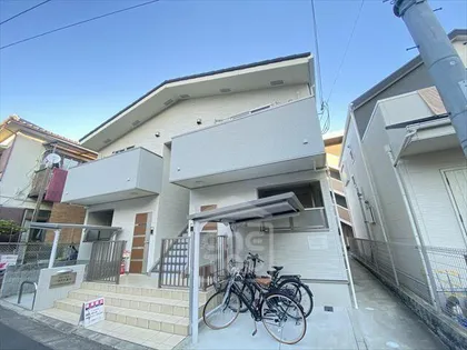 ブロスタ真砂【1階】の外観