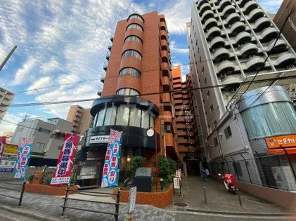 ライオンズマンション新大阪第5【2階】の外観