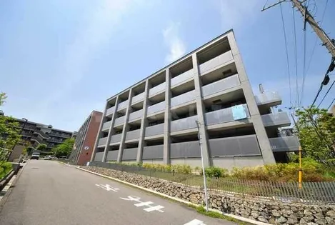 大阪府吹田市桃山台2丁目【マンション】の外観