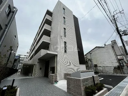 サイレンス服部【4階】の外観