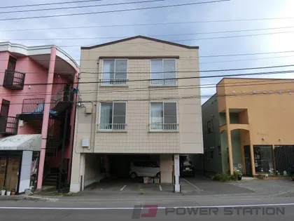 シャトーフロントナック【3階】の外観