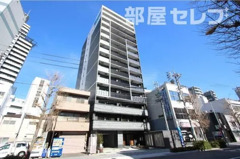 プレサンスジェネ丸の内【4階】の外観