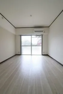 アートイン春日原の画像