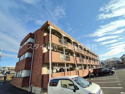 イーストパレス【3階】の外観