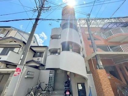 ホワイトイン【3階】の外観